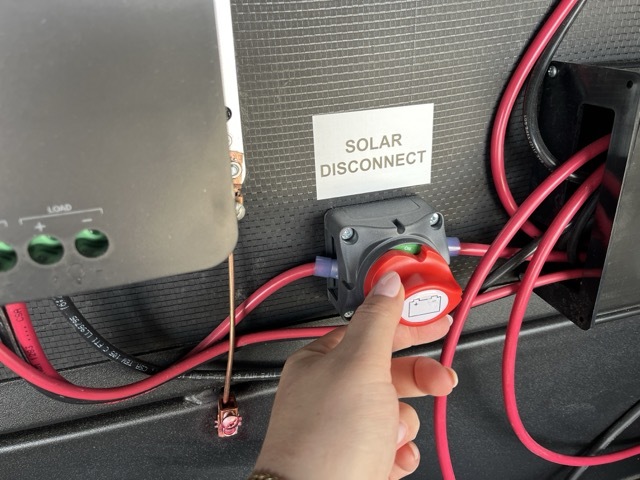 Read more about the article Exploring Solar Options for RVs: Harnessing the Sun on the Go